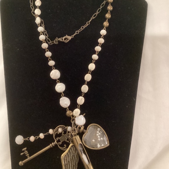Angel Wing Heart Key Hour Glass necklace Remembrance Memorial In Memory Sympathy - Picture 2 of 9